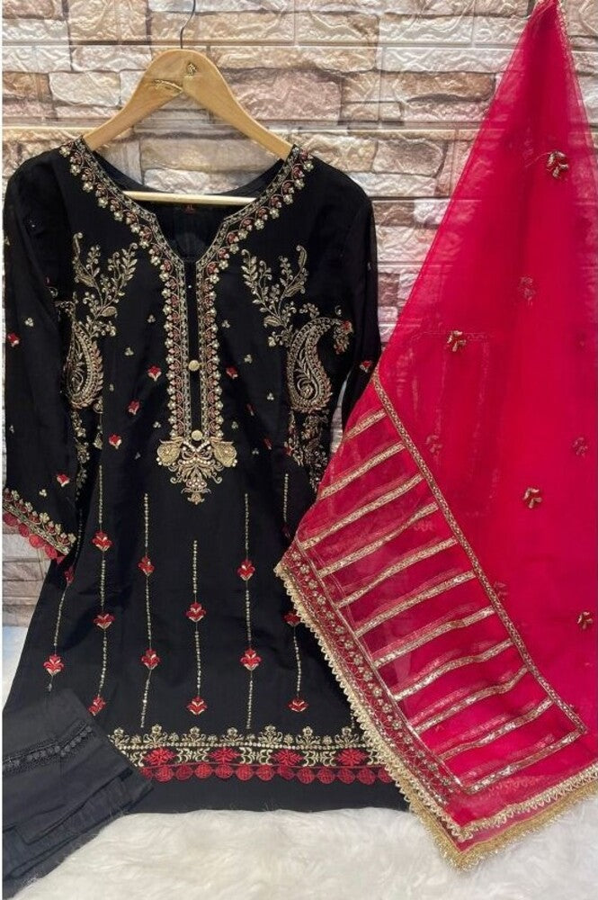 Black Georgette Chiffon Suit Set With Embroidery