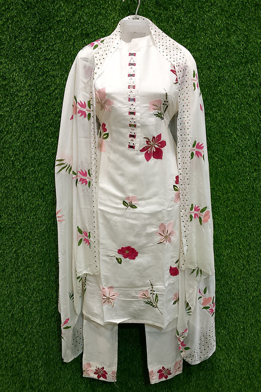 Reet Mahal White Kurta, Pant & Chinon Duptta Set