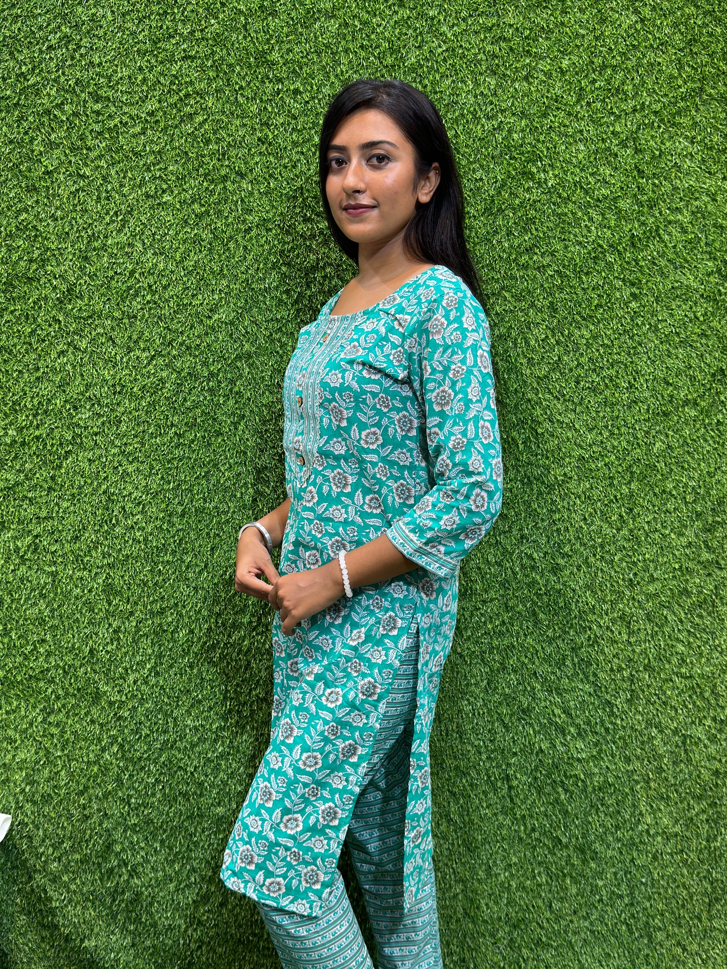 Reet Mahal Sea Green Kurta Pant Set For Women