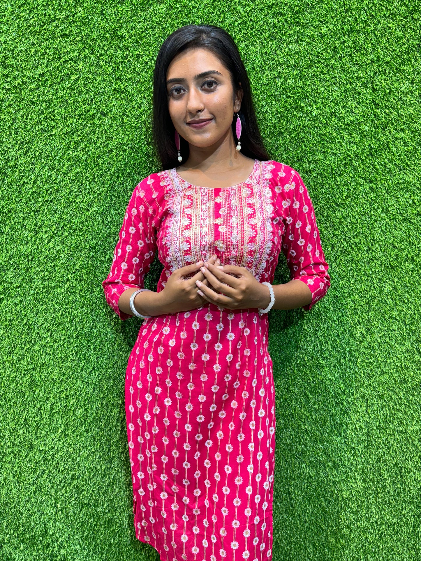 Reet Mahal Pink Printed Kurti for Women