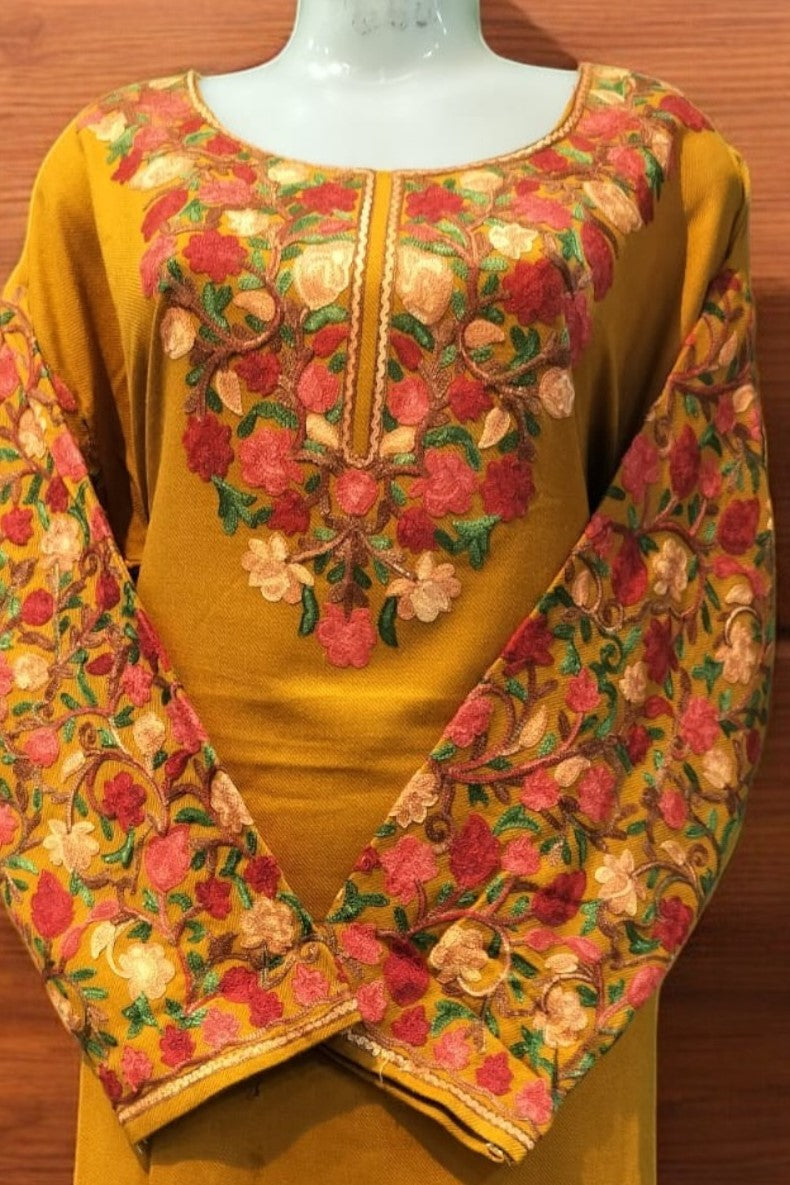 Traditional Kashmiri Pihran with Beautiful Handwork