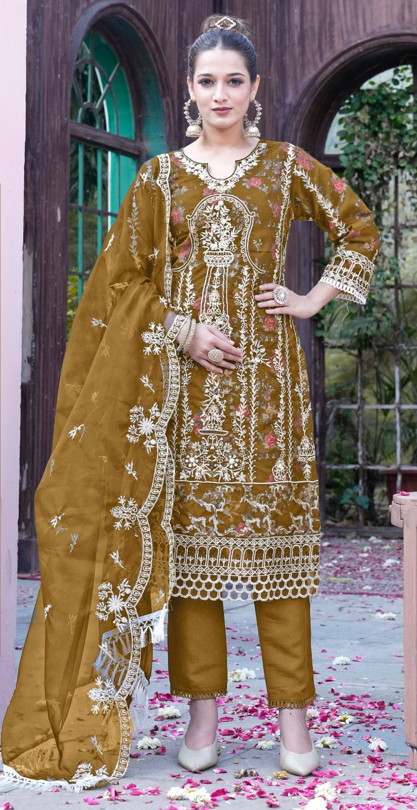 Reet Mahal Designer Heavy Pakistani Kurta Set with Organza Lace Dupatta