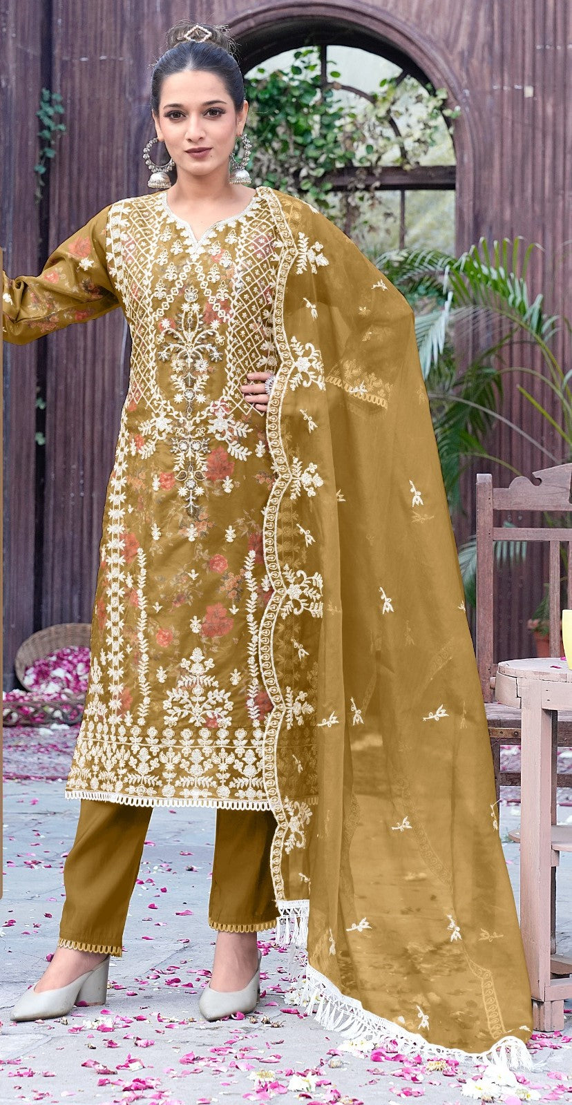 Reet Mahal Pakistani Designer Suit set with Organza Embroidery and Heavy Dupatta