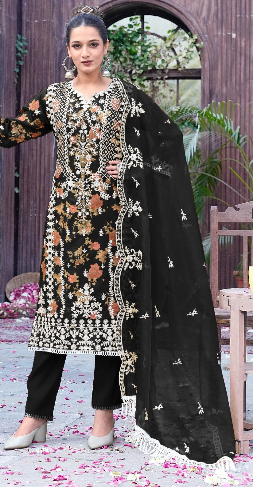 Reet Mahal Pakistani Designer Suit set with Organza Embroidery and Heavy Dupatta