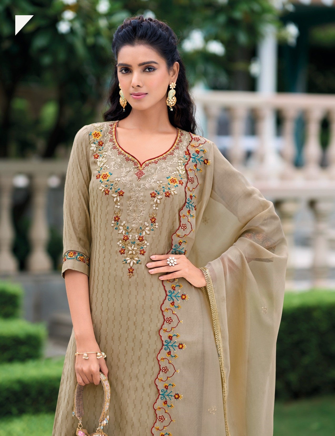 Reet Mahal Embroidery Chanderi Schfli Kurta,Pant with Organza Digital Print Dupatta