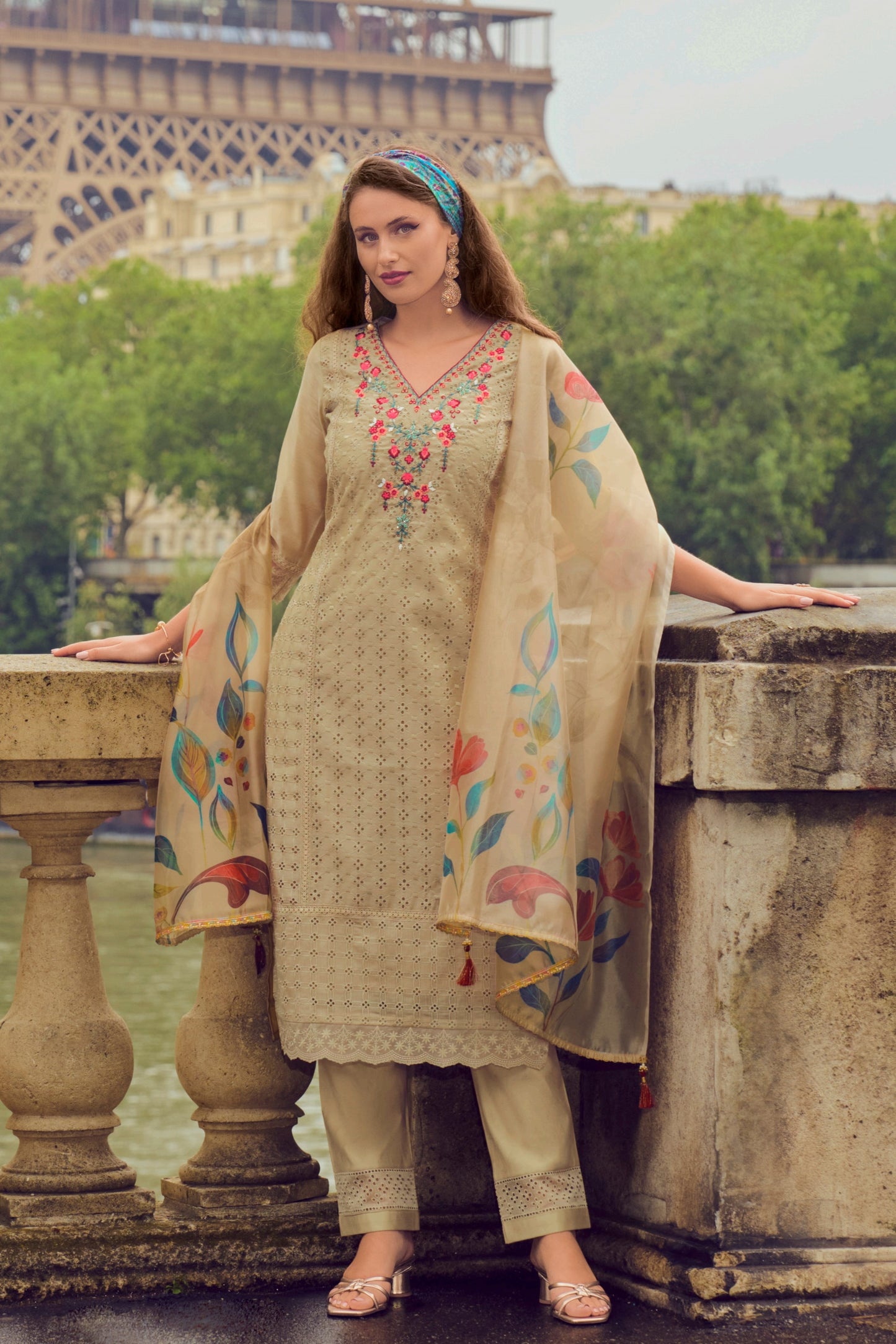 Reet Mahal Embroidery Chanderi Schfli Kurta,Pant with Organza Digital Print Dupatta